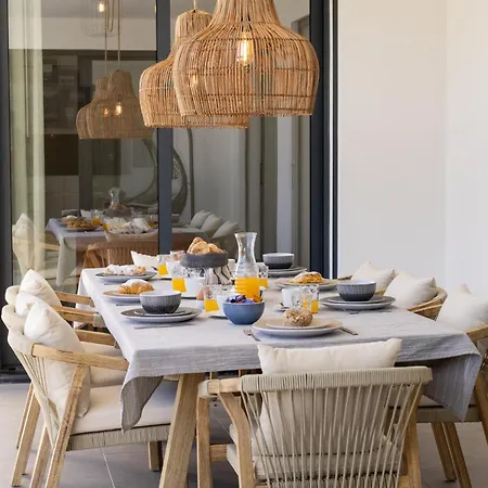 Olivia - By Smarthomes Villa